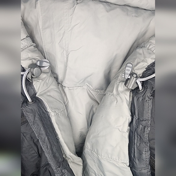 Mens Black Mountain Hardware Q Shield 650 Down Puffer Vest Size M - Picture 8 of 8